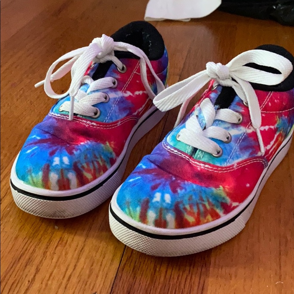 rainbow tie-dye heelys